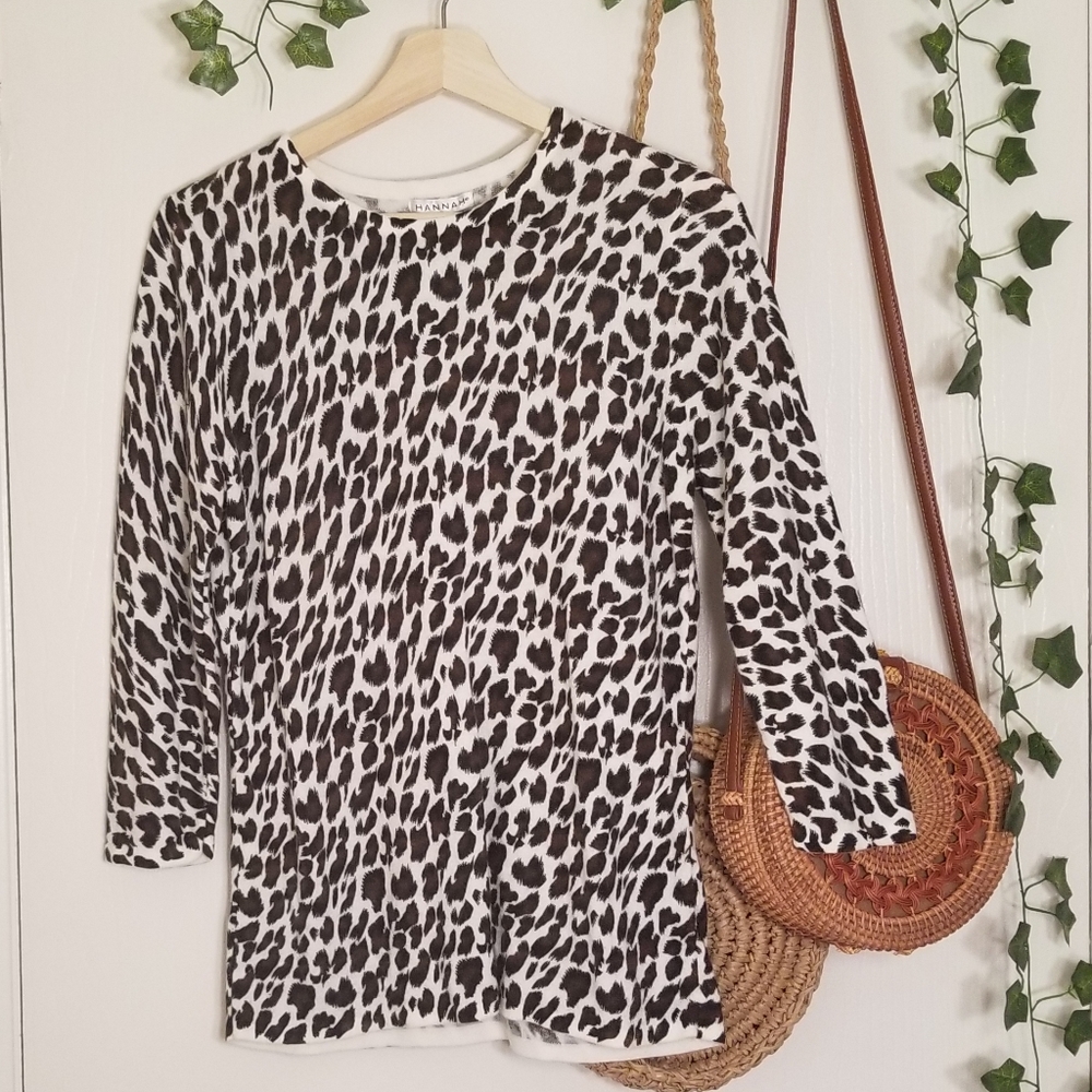 Hannah leopard print sweater size small